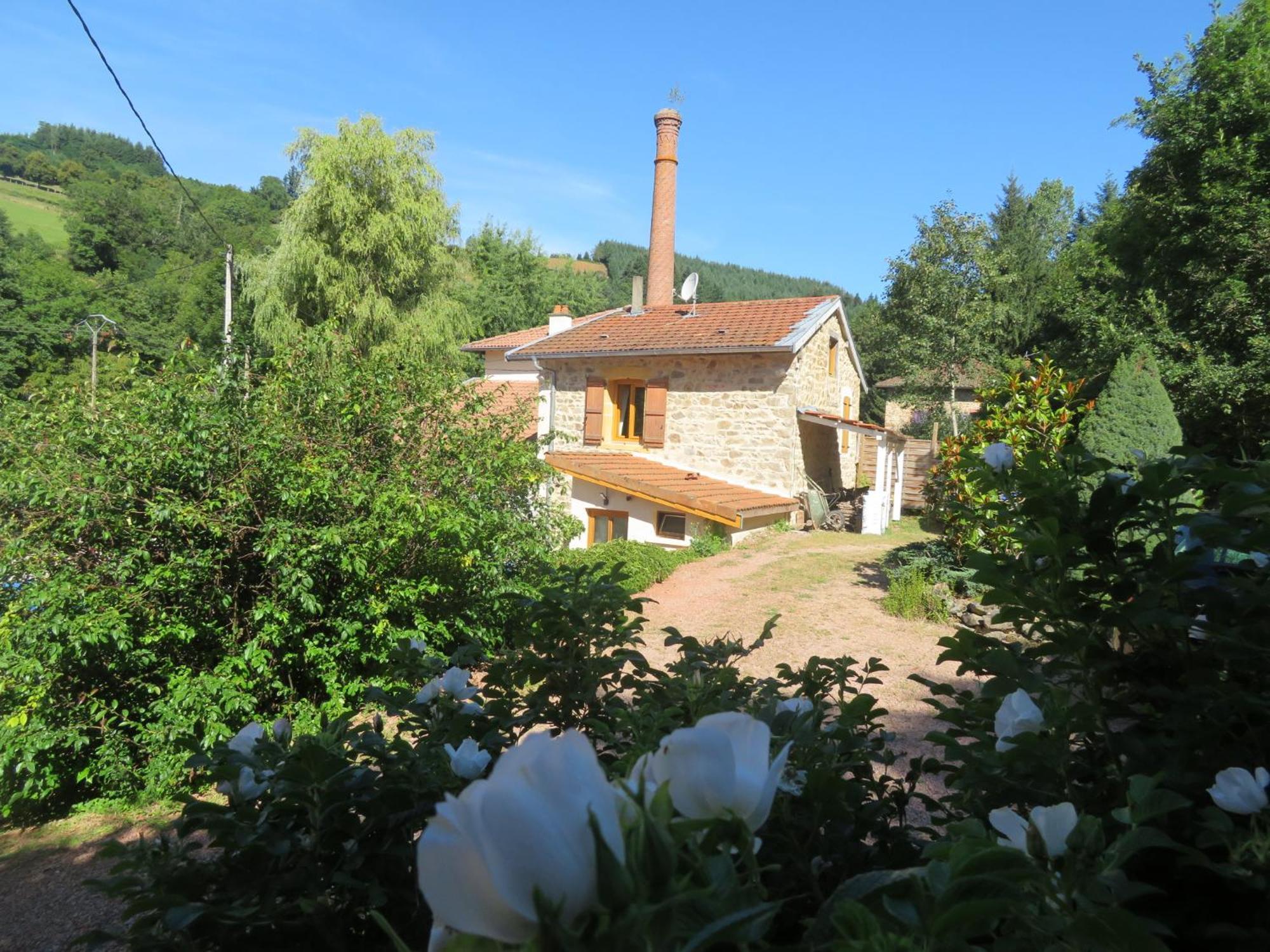 Joli Gite Rural Dans Un Havre De Paix Saint-Bonnet-le-Troncy المظهر الخارجي الصورة